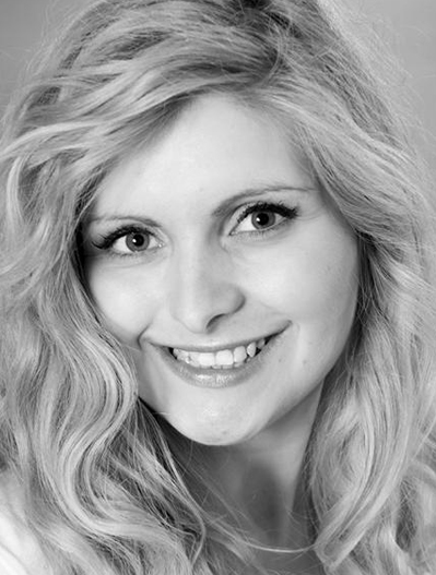 KATIE O'CONNOR Book Photo © Middleto Mann